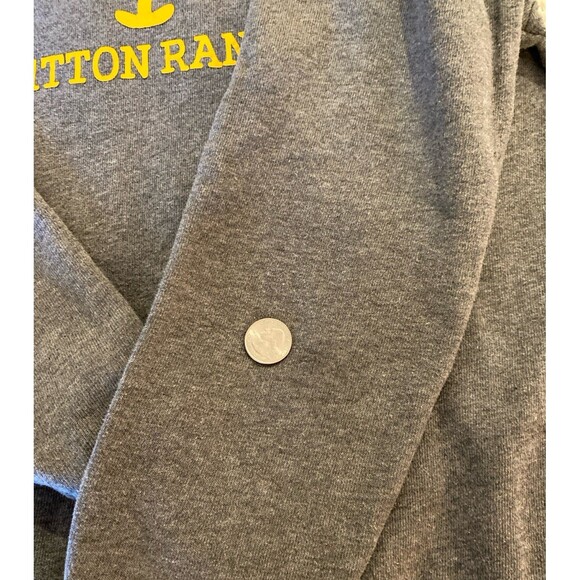 Yellowstone John Dutton Ranch Sweatshirt Pullover Grey Size Small Rip Beth Casey - Picture 9 of 9